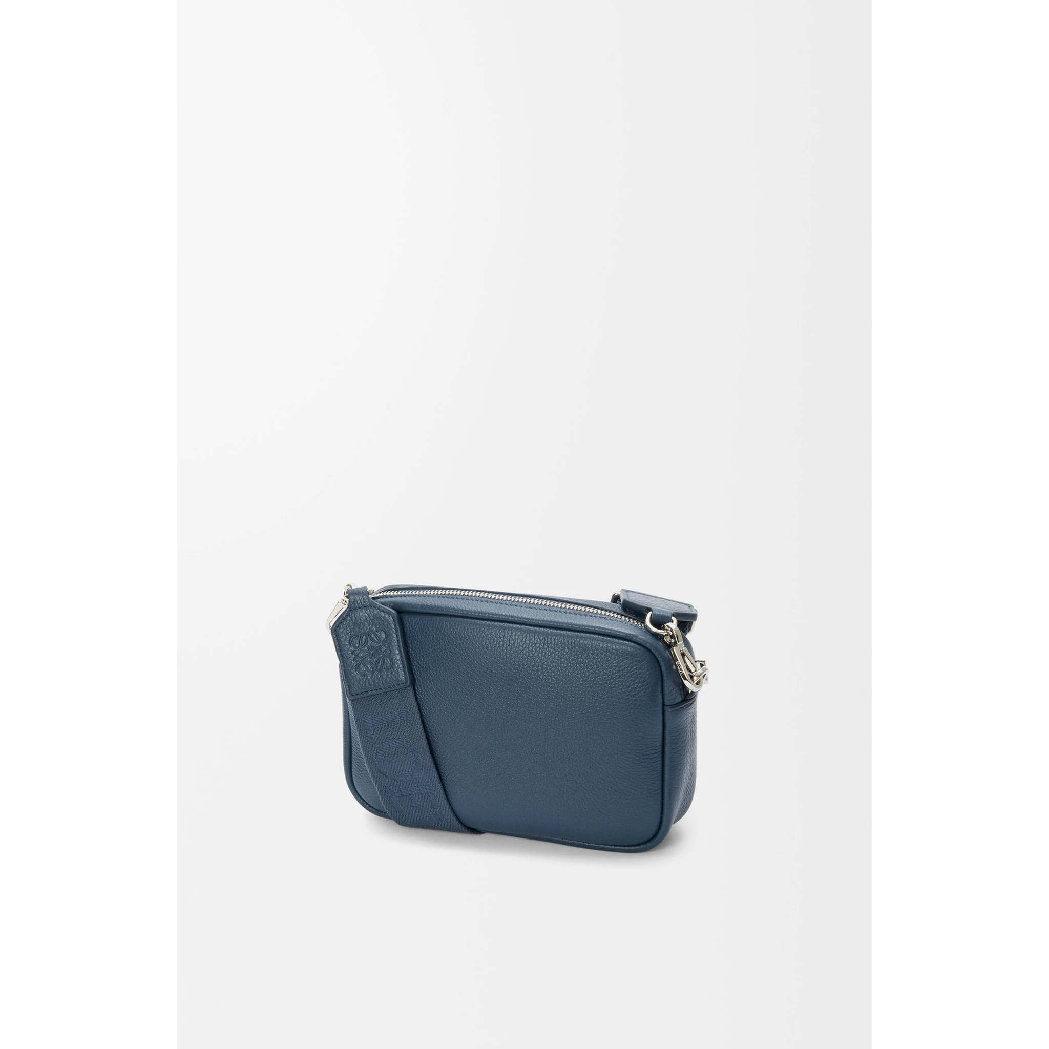 "Pebble Messenger" crossbody bag