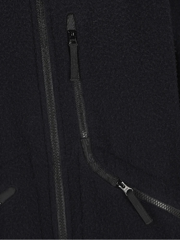 Hoodie jacket with zip alternative