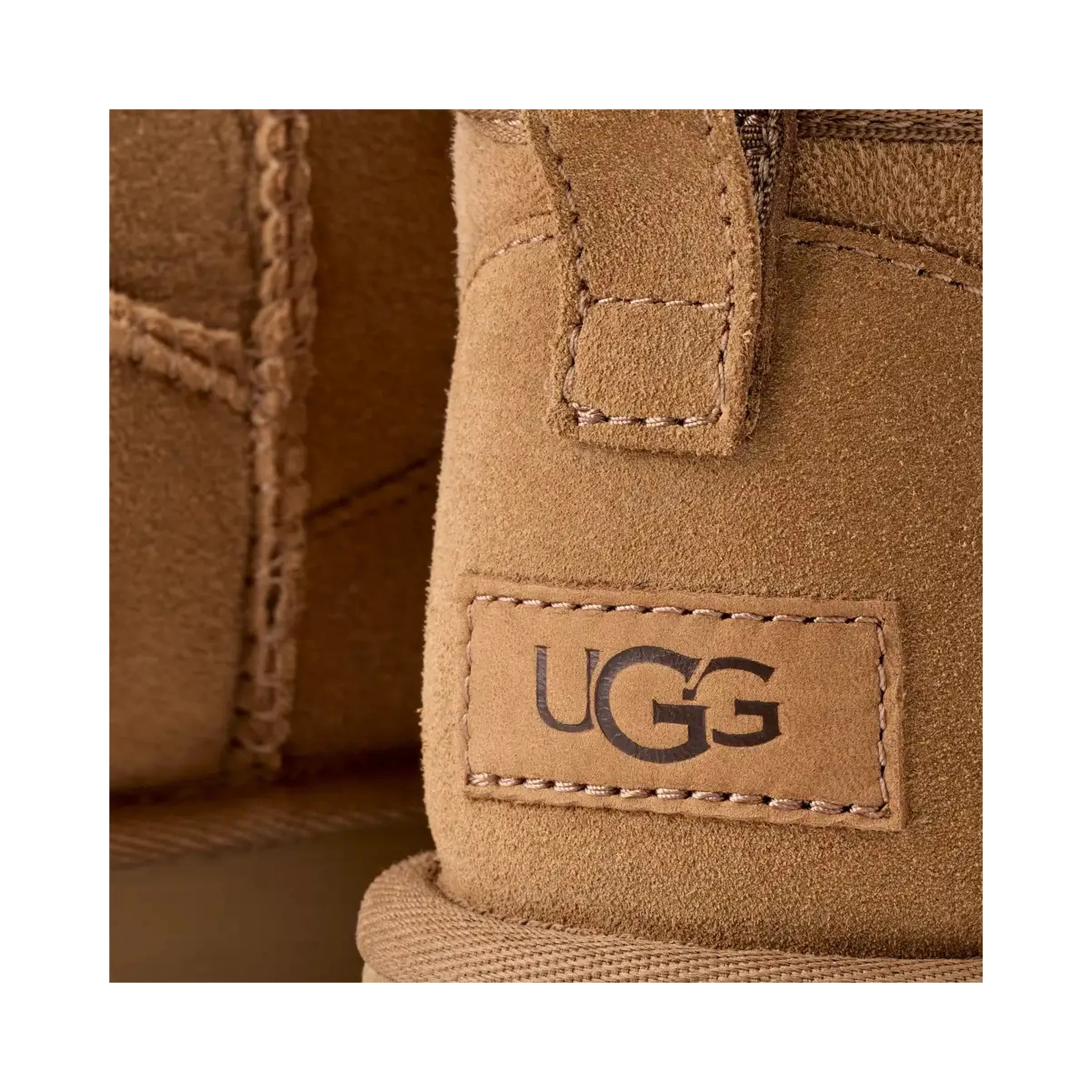 "Classic Ultra Mini" ankle boots