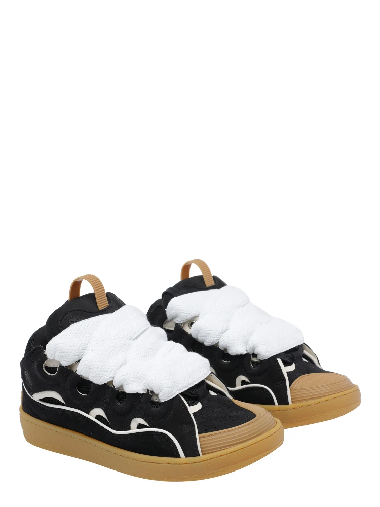 حذاء رياضي أسود من لانفين alternative