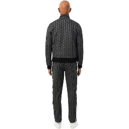 بنطال بخطوط جانبية بنمط هندسي