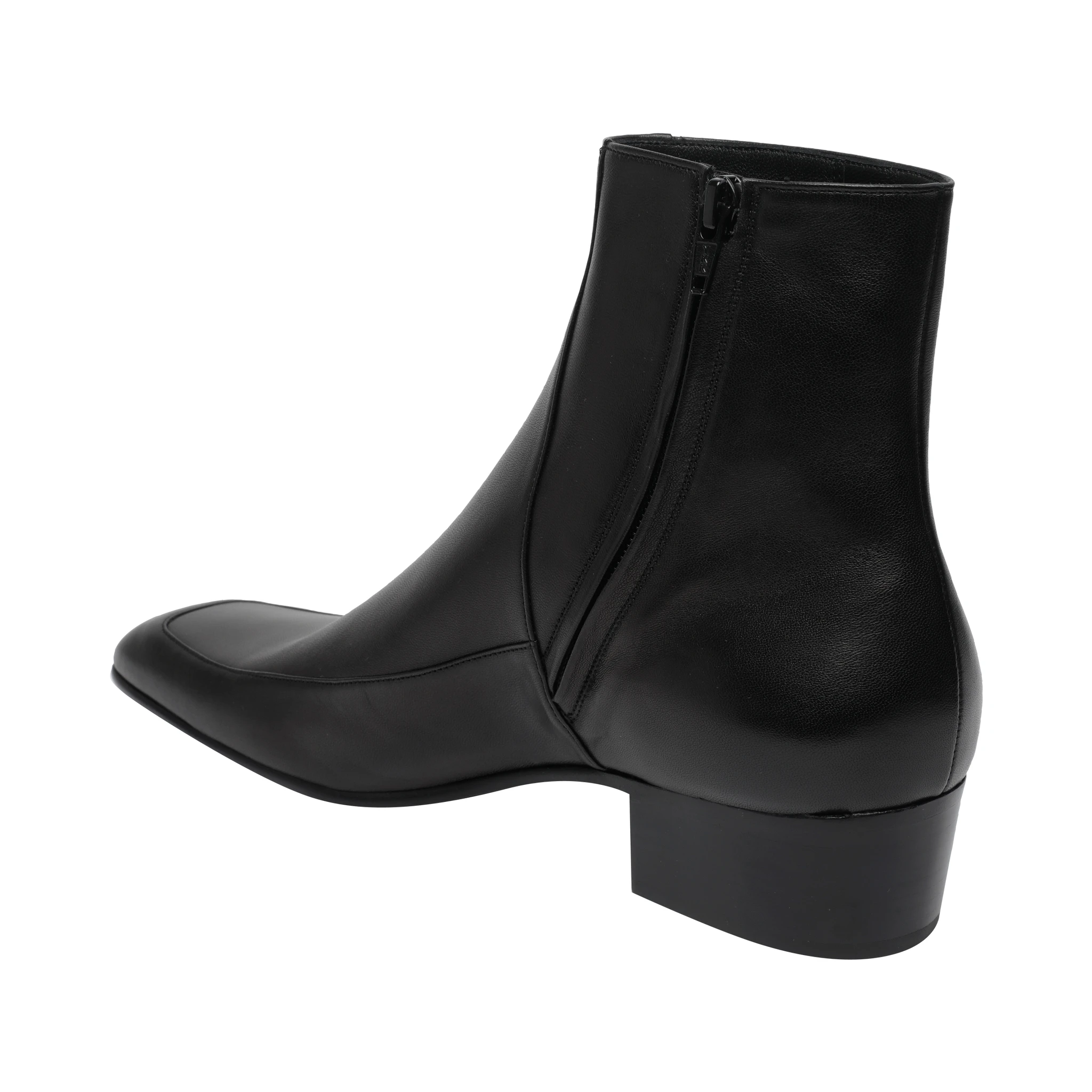 أحذية سان لوران سوداء