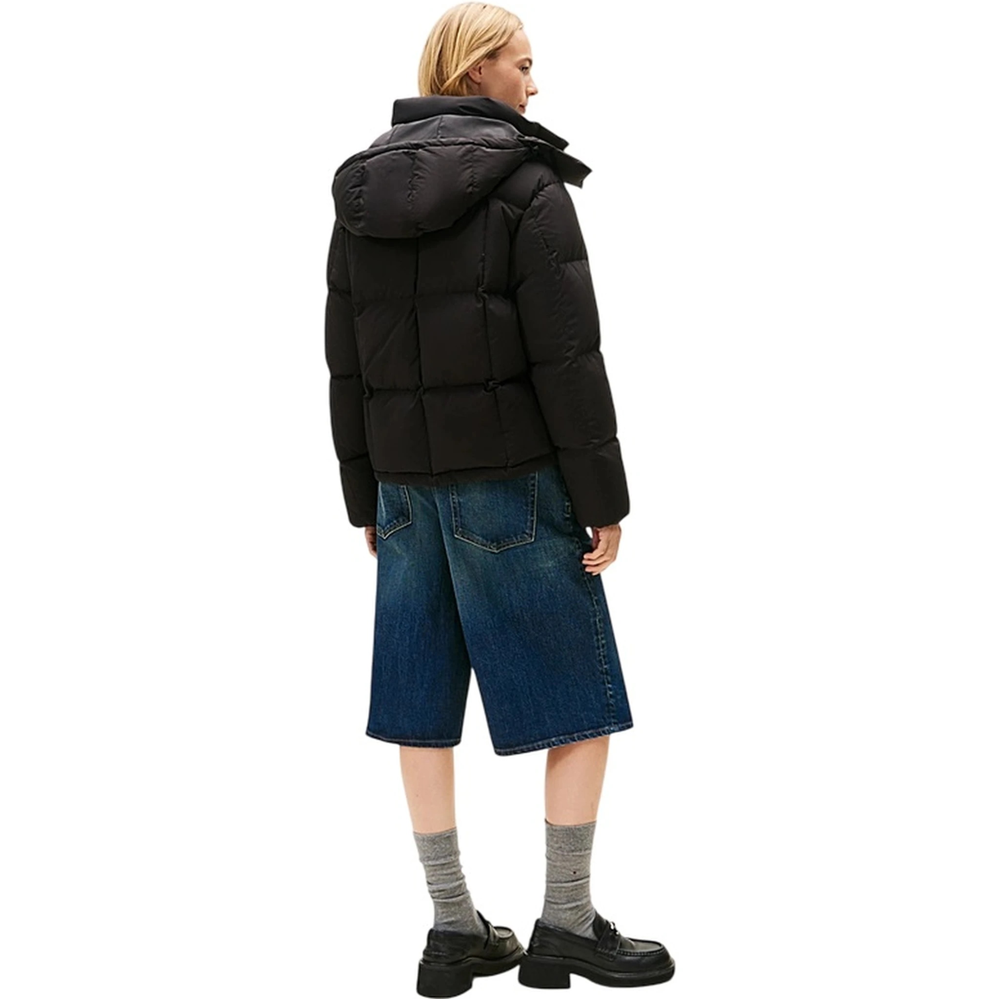 TOMMY JEANS  Coats Black