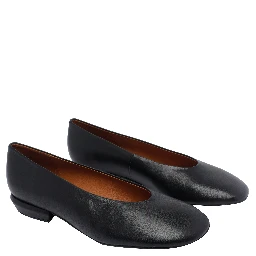 ANGEL ALARCON Flat shoes Black