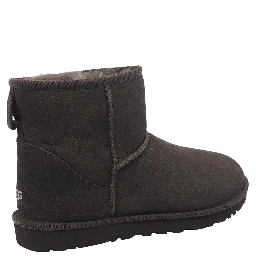 حذاء كلاسيك ميني 2