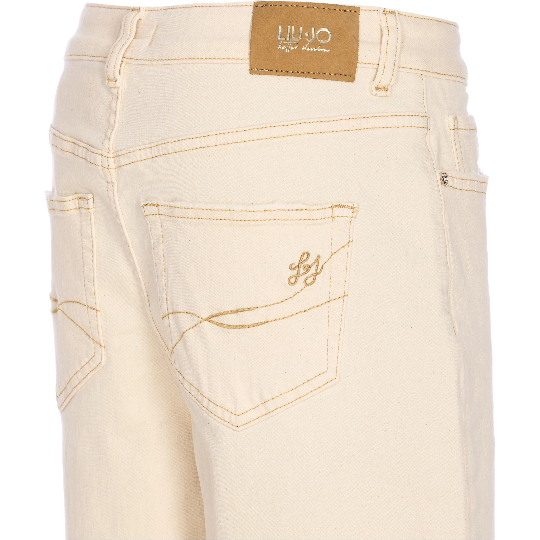 جينز ليو جو أبيض