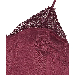 طقم علوي أحمر مكون من قطعتين