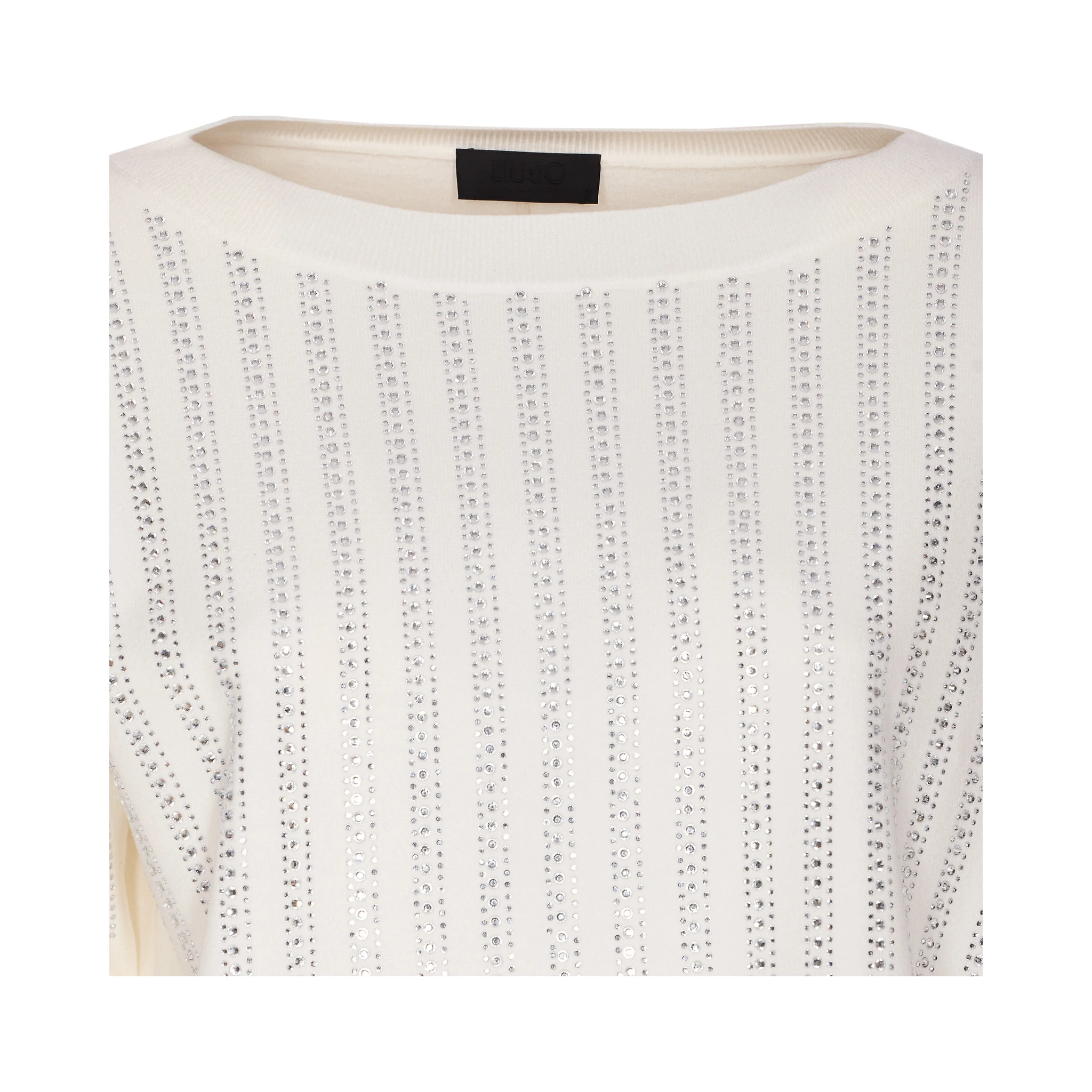 كنزة بأكمام منفوخة مرصعة بأحجار الراين