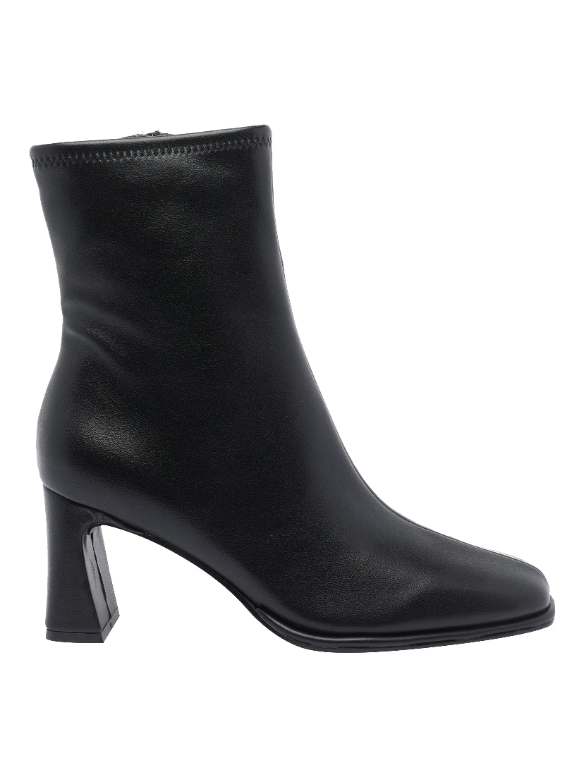 Steve Madden Boots Black