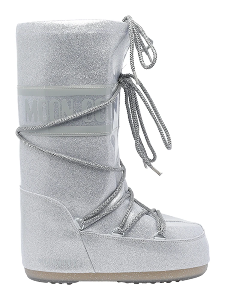 lace-up snow boots