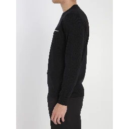 Wool pullover