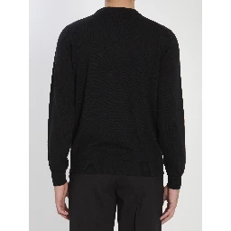 Wool pullover