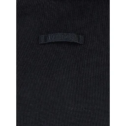 هودي قصير أسود من القطن المحبب، مزود برباط للغطاء وشعار في الأمام، للنساء