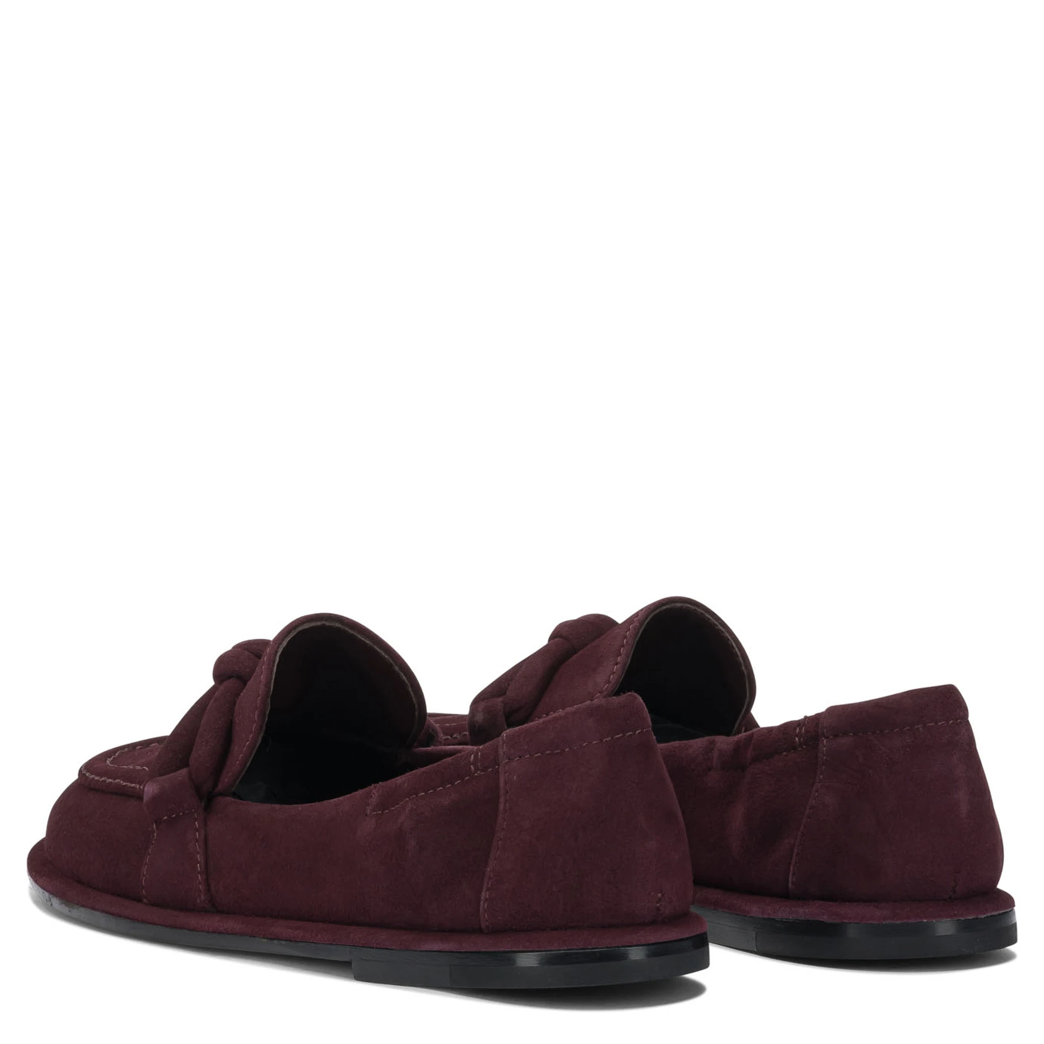 أحذية بدون كعب ونعال