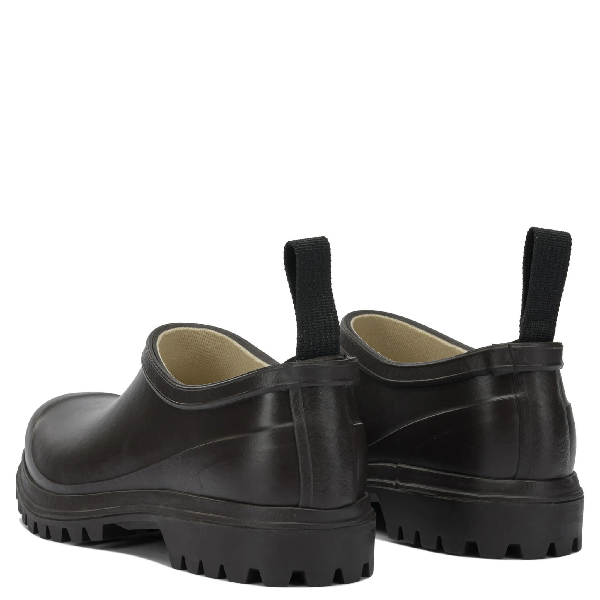 أحذية الكاحل