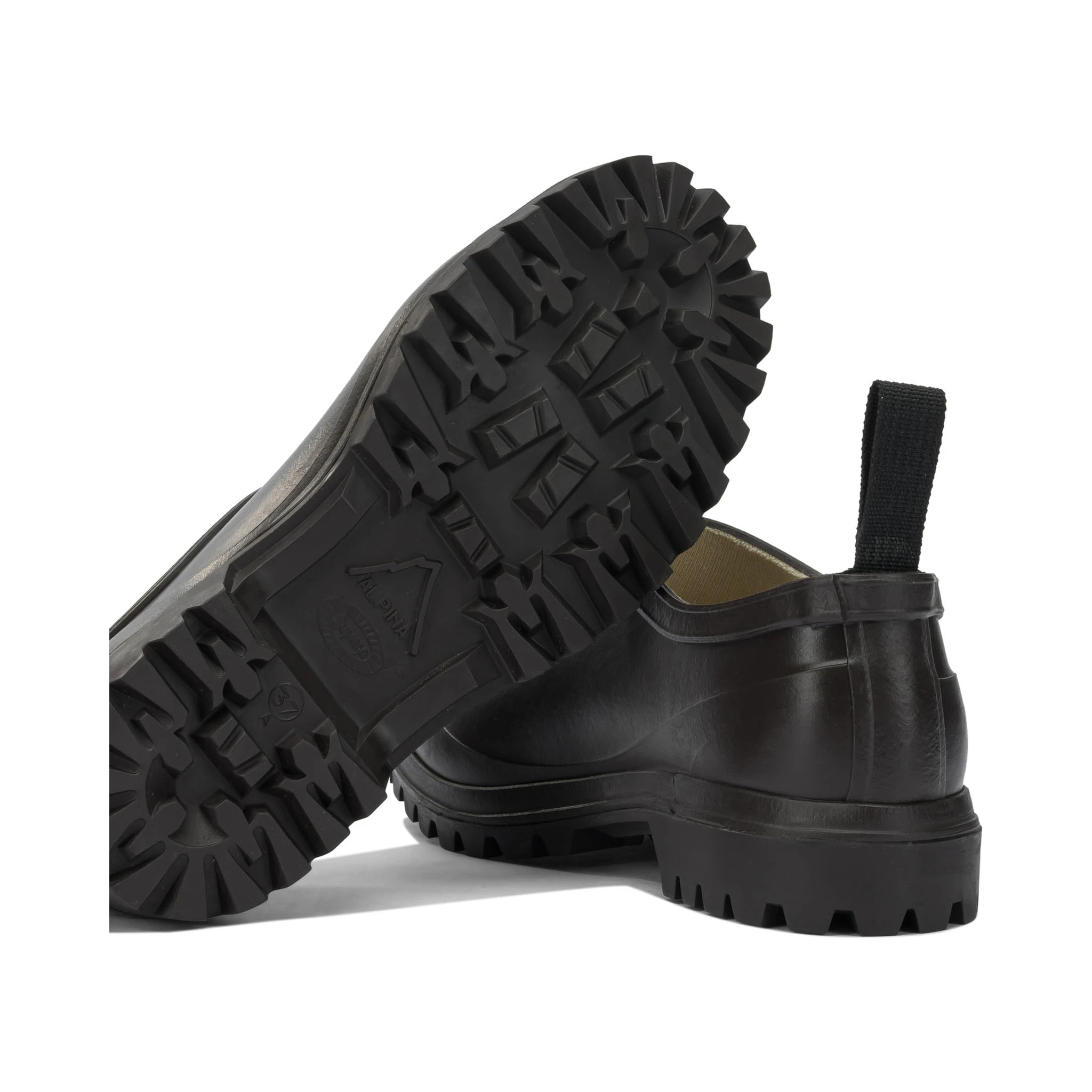 أحذية الكاحل