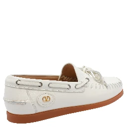 حذاء فالنتينو غارافاني مسطح أبيض