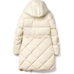 معاطف ماكاج بيضاء