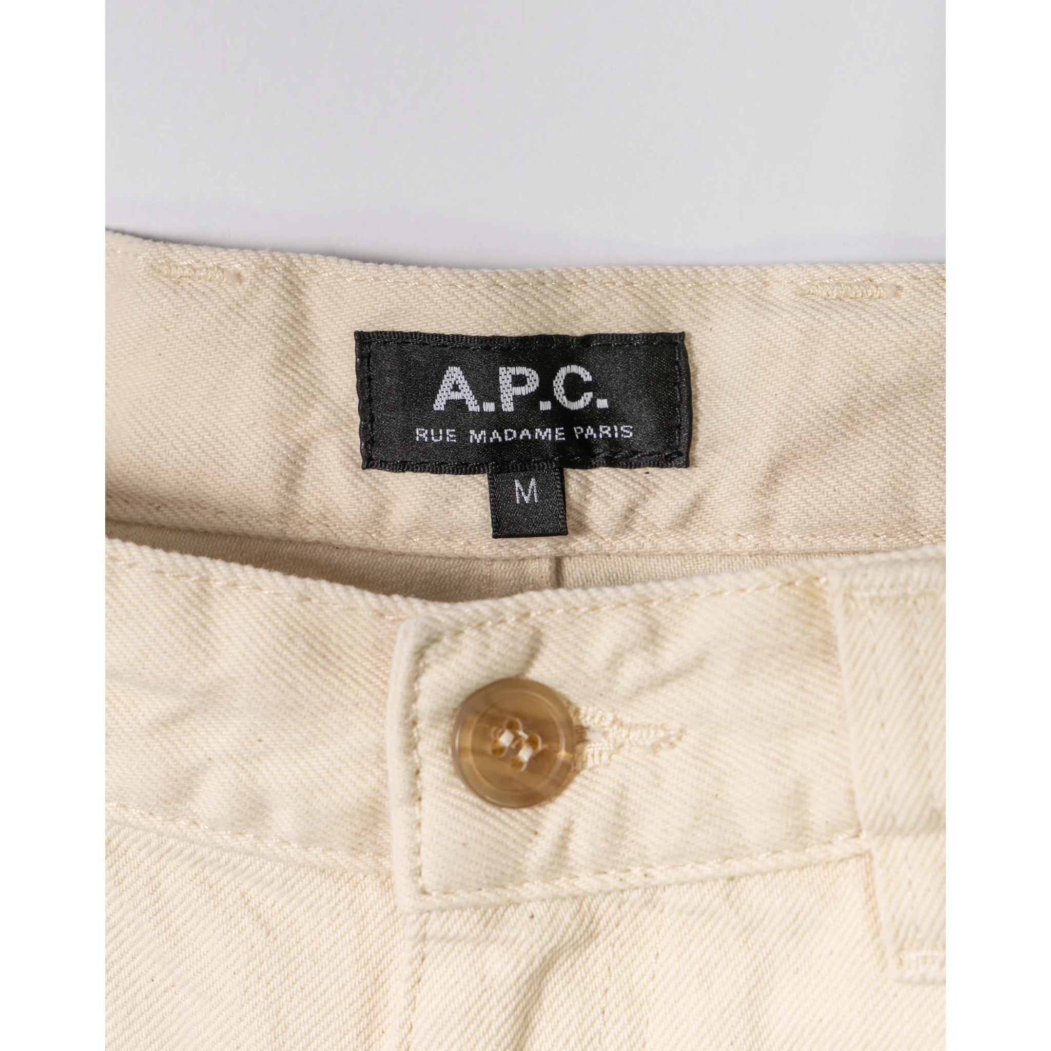 A.P.C. Shorts Beige