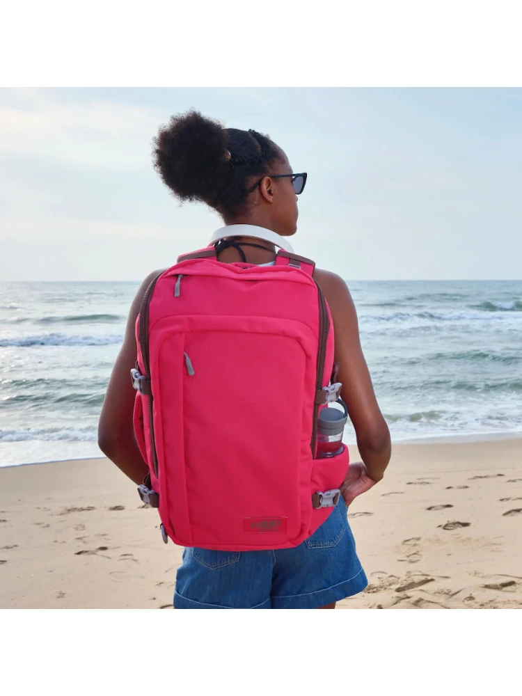 Cabinzero Bags.. Red alternative