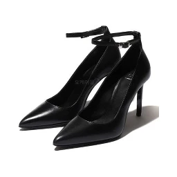 Ami Paris With Heel Black