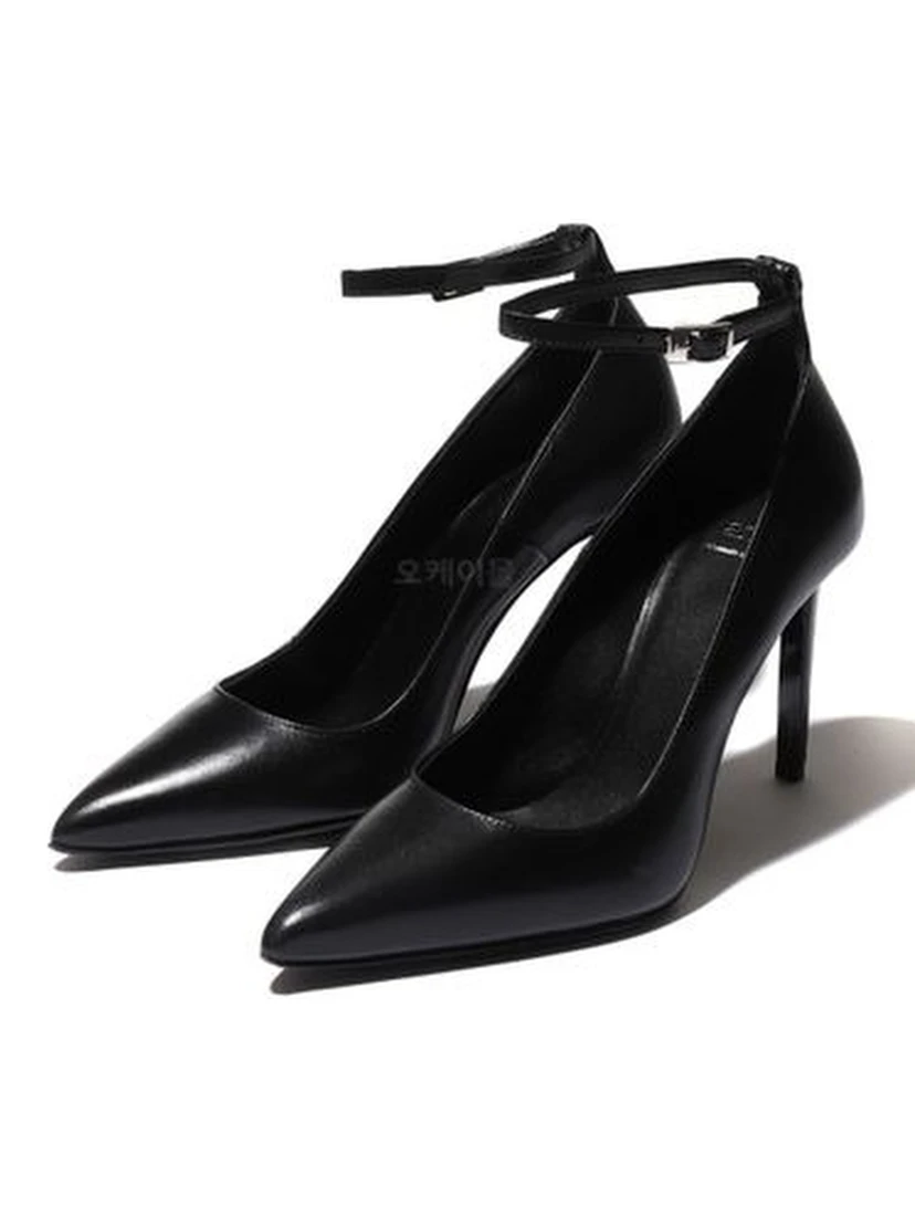 Ami Paris With Heel Black