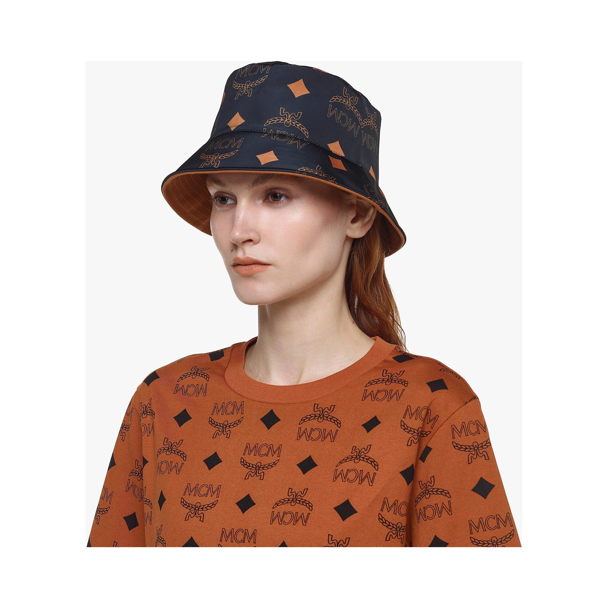 قبعات MCM سوداء