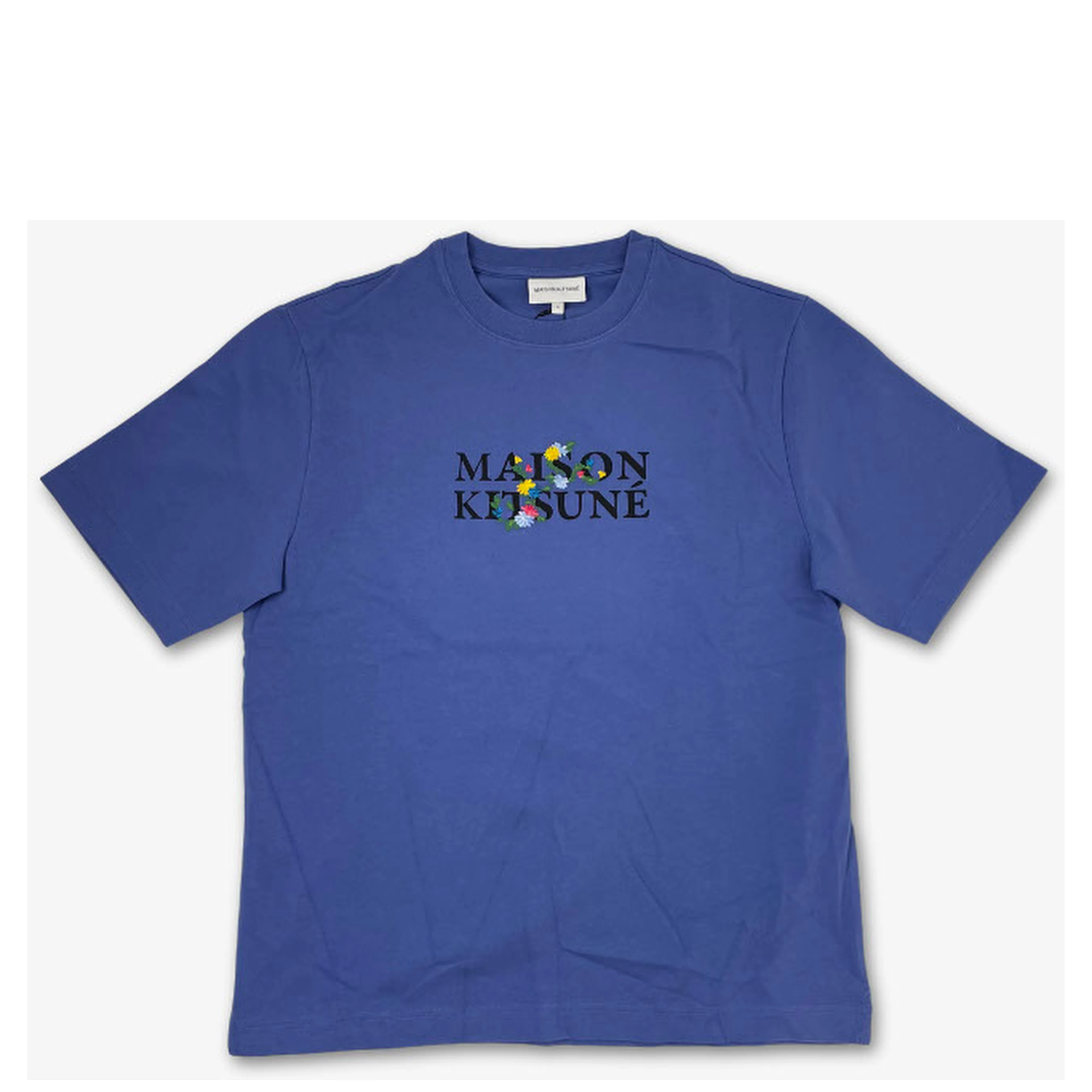 تيشيرتات وبولو من MAISON KITSUNE