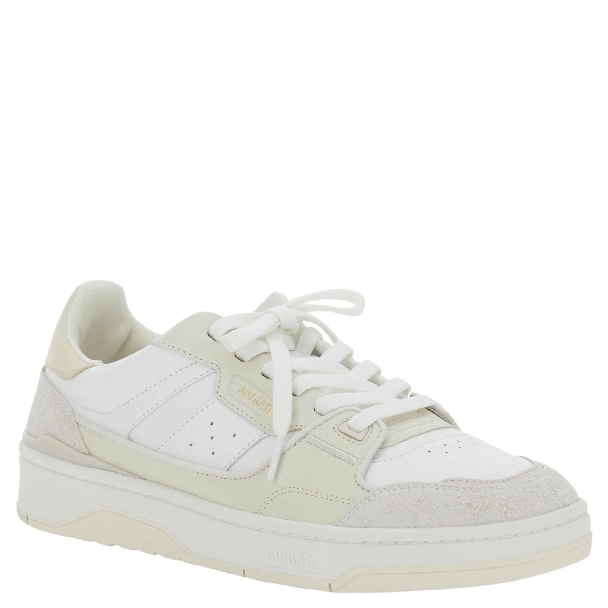 حذاء رياضي بيج طيني مع أجزاء من الجلد المدبوغ وشعار على اللسان من الجلد الرجالي