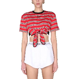 تيشيرت قصير