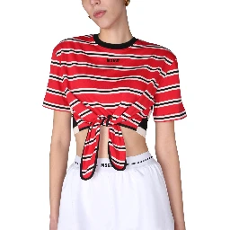 تيشيرت قصير