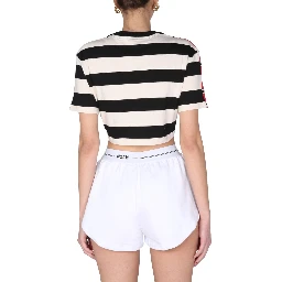 تيشيرت قصير