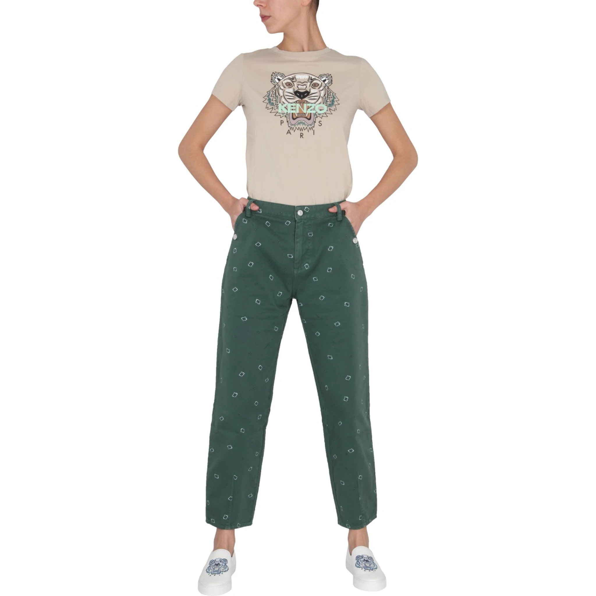 PANTS WITH PAISLEY PATTERN