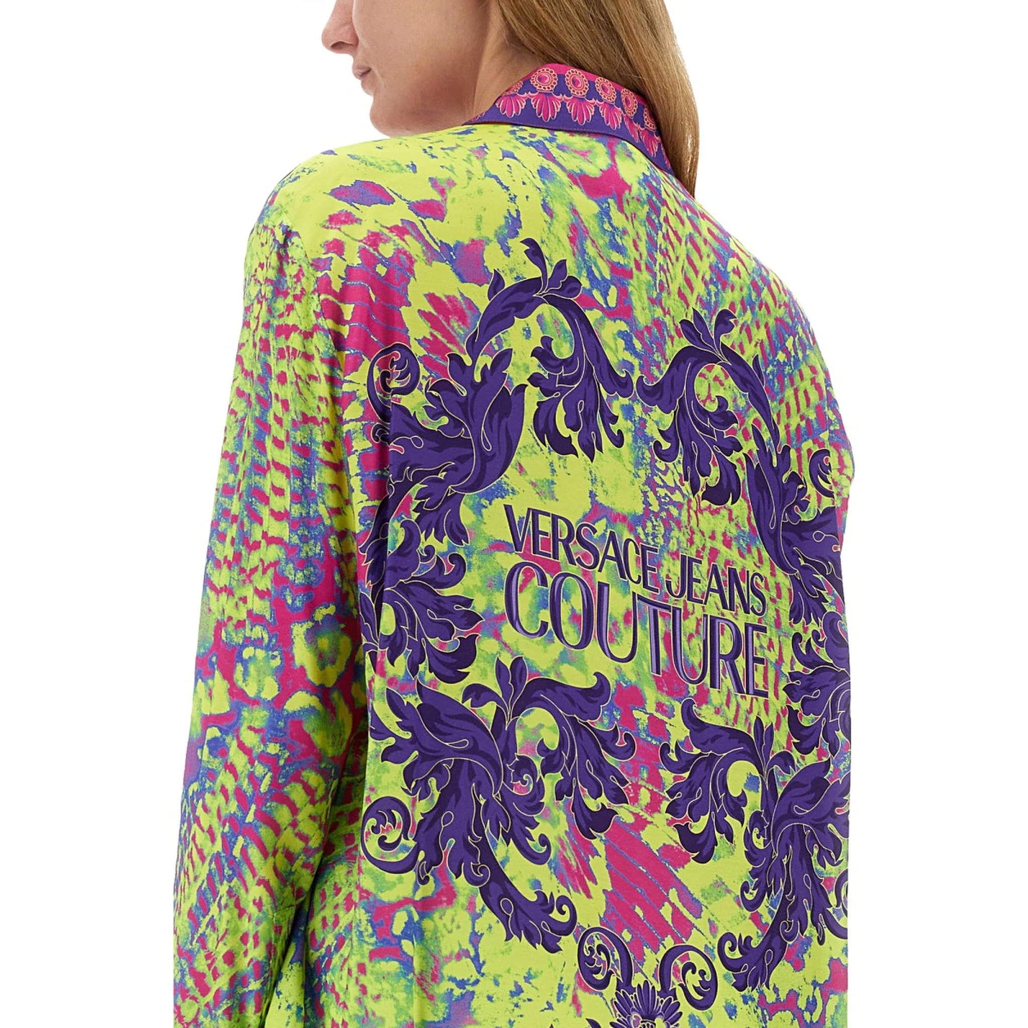 SHIRT WITH PRINT AND LOGO