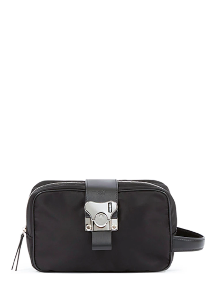 علبة غسيل على شكل فراشة