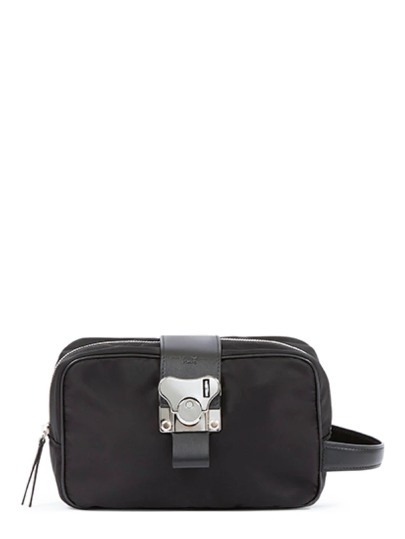 علبة غسيل على شكل فراشة