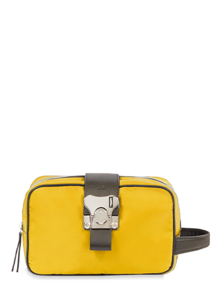 علبة غسيل على شكل فراشة