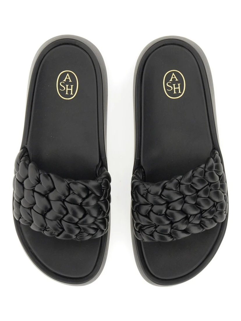 VICTORIA SANDAL