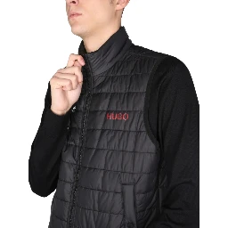 HOODED DOWN VEST