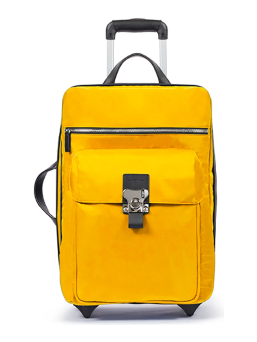 BUTTERFLY DUFFLE ON WHEELS