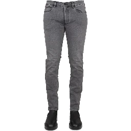 بنطلون جينز بقصة ضيقة