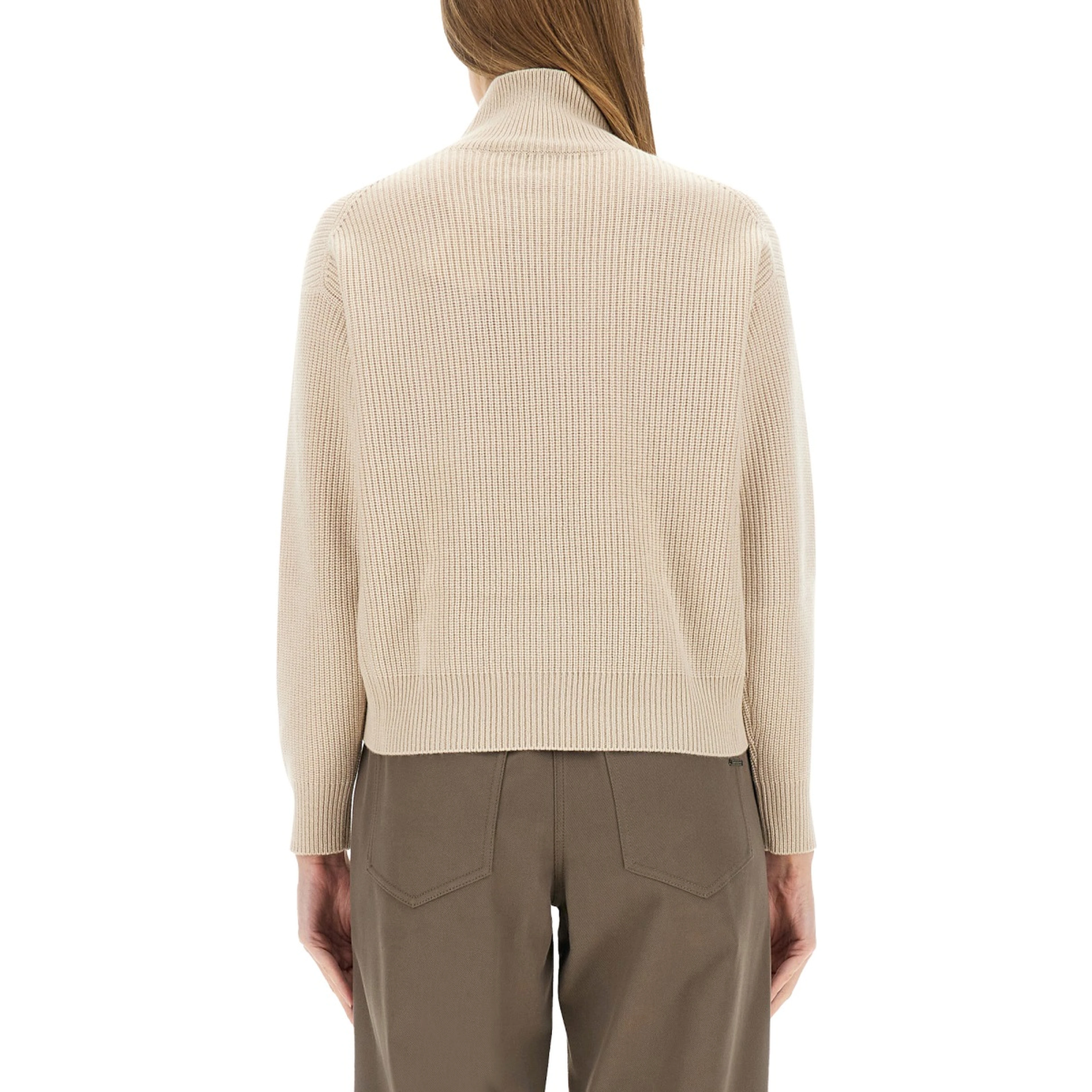 CASHMERE SWEATER