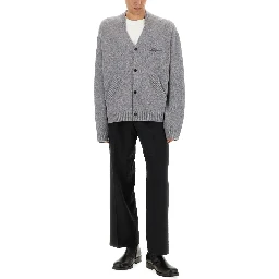 كارديجان بياقة على شكل حرف V