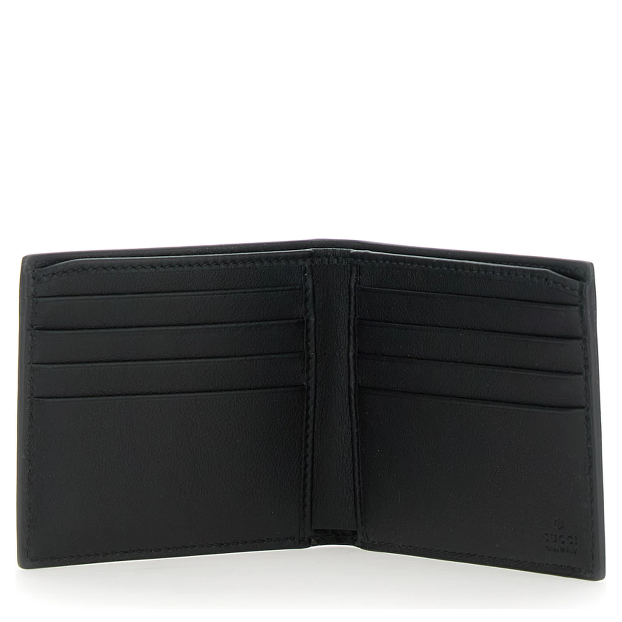 Black Bi-Fold Wallet with Double G Plaque on the Front in Leather Man