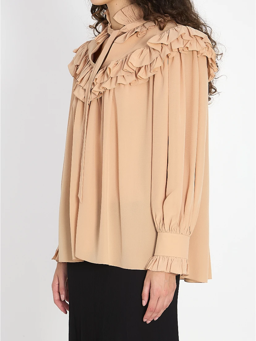 Oversized shirt with ruffles