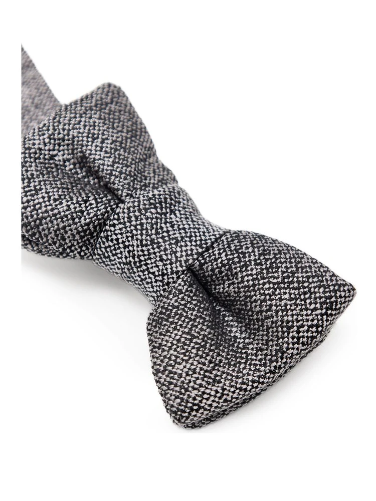 Gray Silk Bowtie alternative