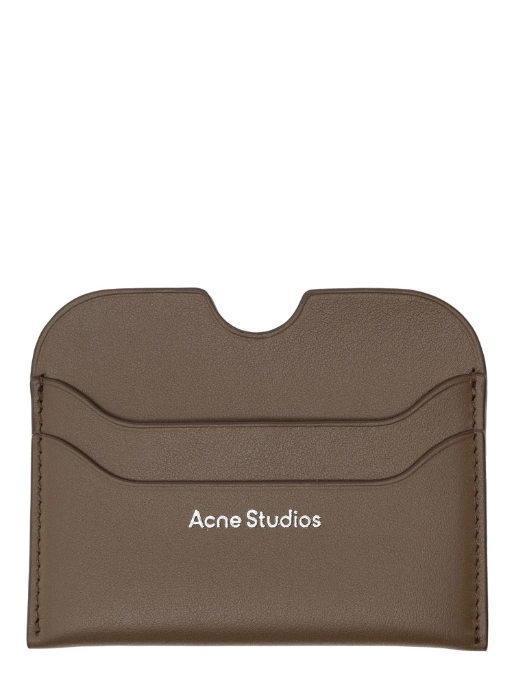 Brown Card-Holder with Logo Print on the Front in Leather Man