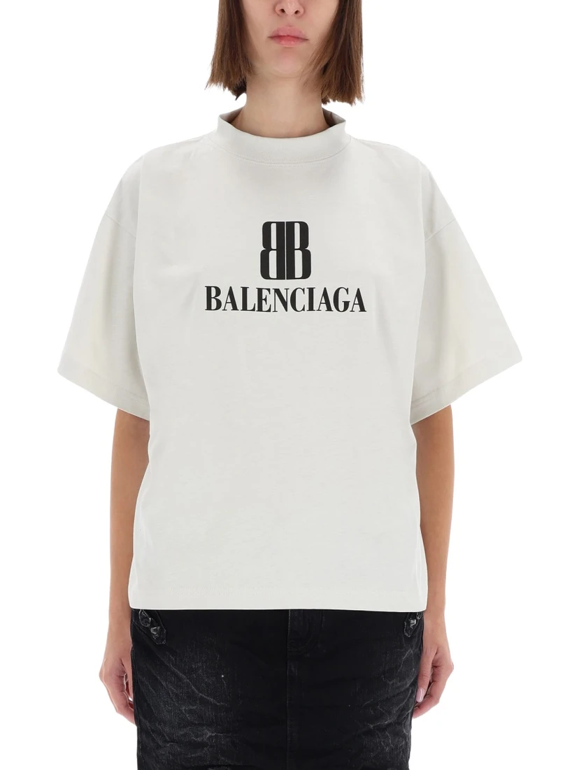 T-SHIRT WITH LOGO