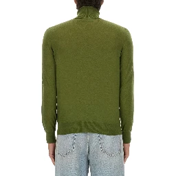 CASHMERE, WOOL AND SILK TURTLENECK