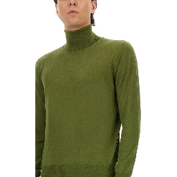 CASHMERE, WOOL AND SILK TURTLENECK